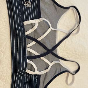 Born primitive sports bra